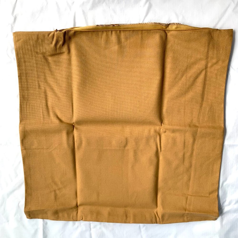 Pillow cover pillowcase caramel brown button 18x18 - Picture 3 of 7